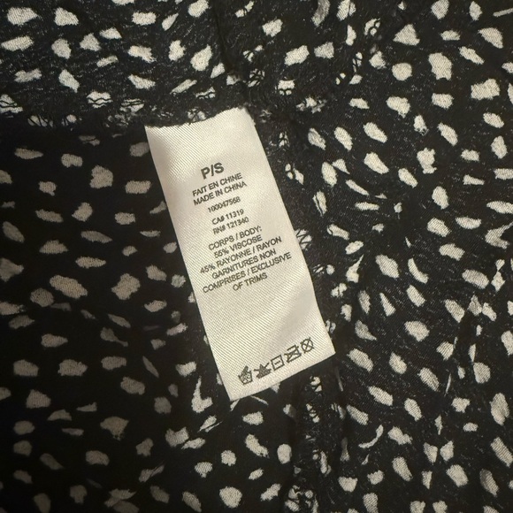 Dynamite Black and White “dotted” Flowy Skirt - Picture 8 of 8